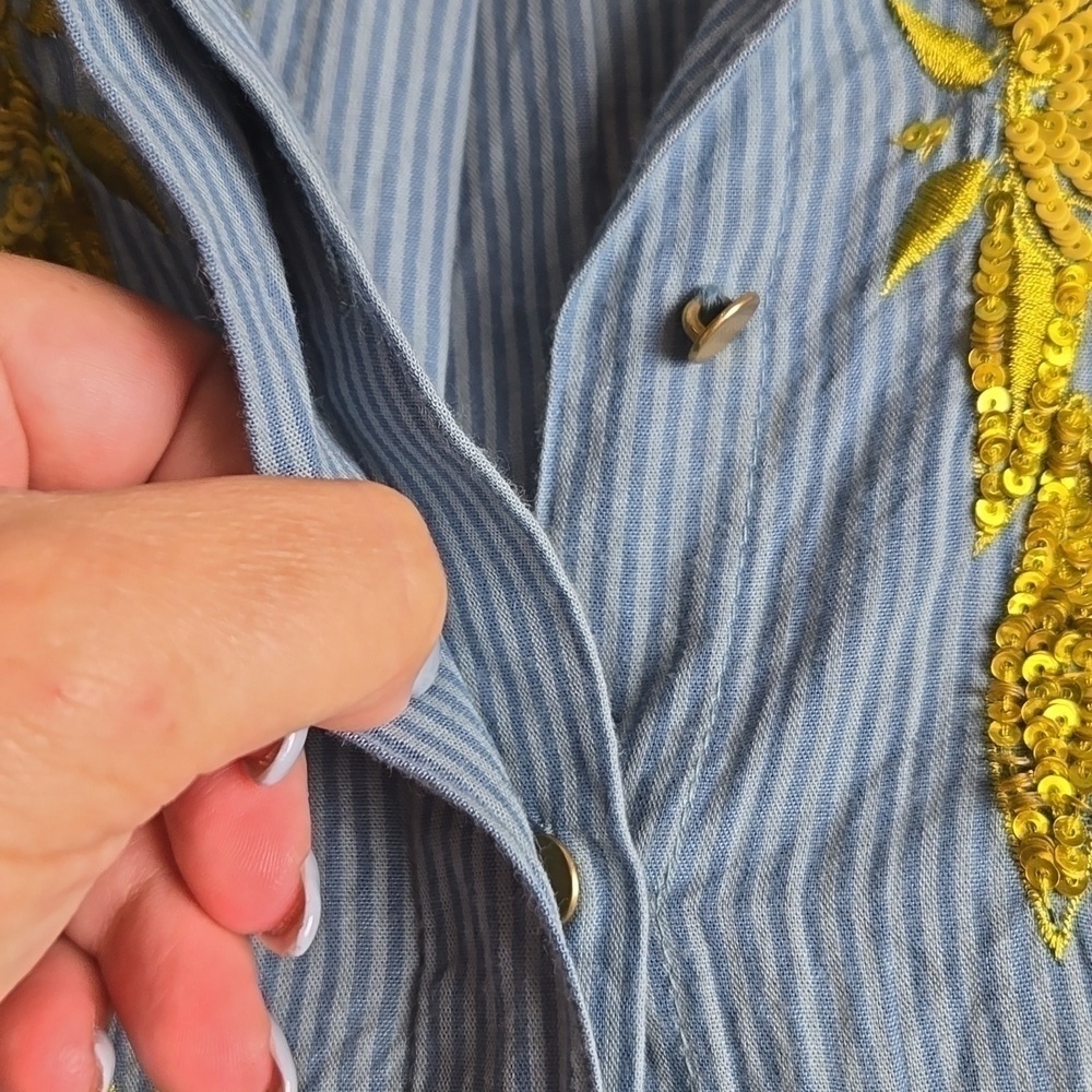 Anthropologie Maeve Gold Sequin Poplin Buttondown Blouse Blue Stripe-Size 2 - Picture 12 of 17
